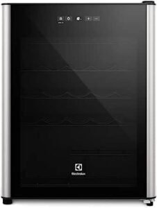 Adega Electrolux WSF24